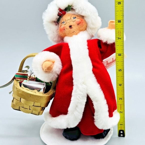 Annalee Mrs Claus Basket Gifts 6 inch 2003 Vintage Christmas Santa - Picture 9 of 9